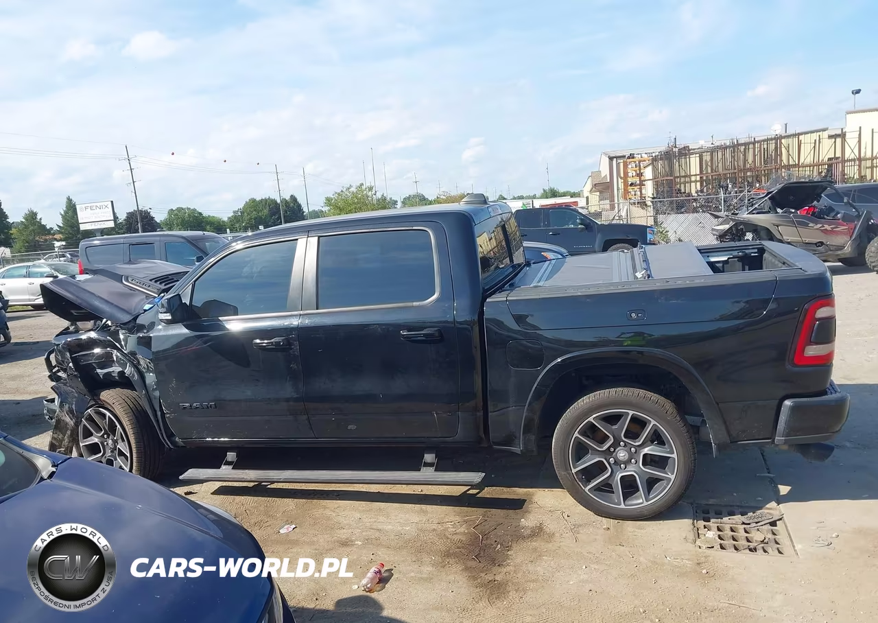 2019 Ram 1500 Laramie 4X4 5'7 Box VIN:1C6SRFJT6KN791626 - 14