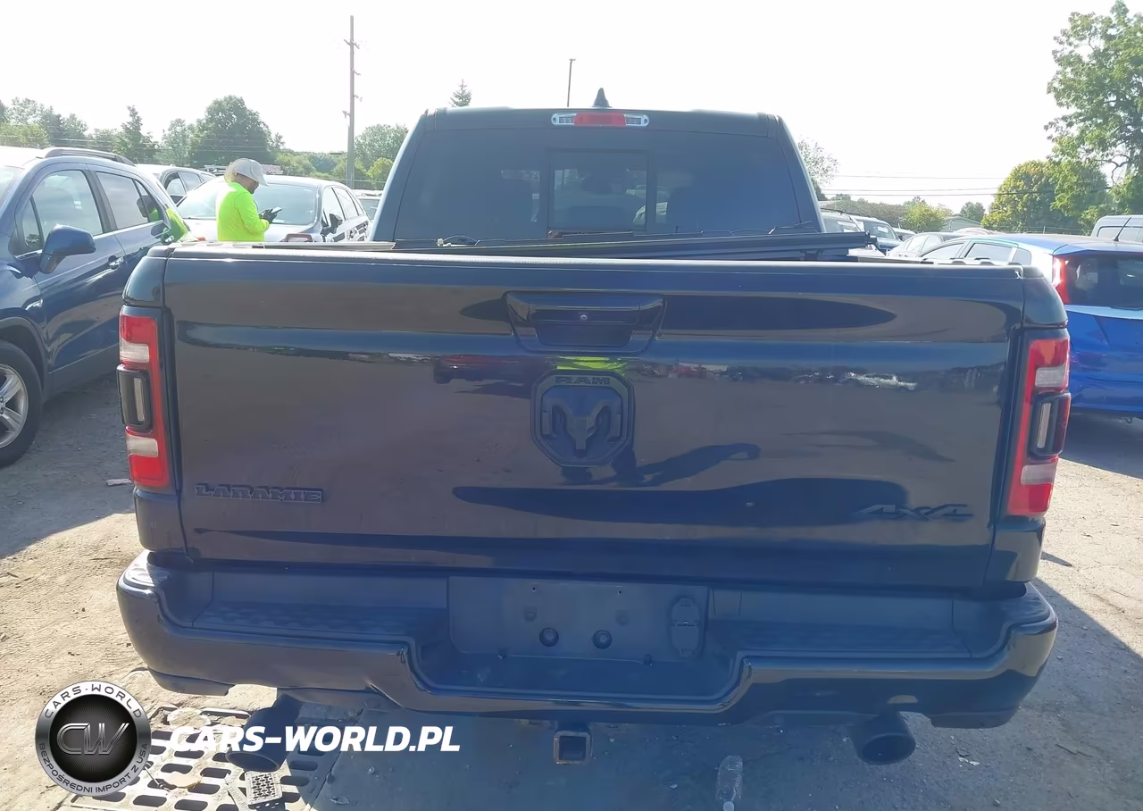 2019 Ram 1500 Laramie 4X4 5'7 Box VIN:1C6SRFJT6KN791626 - 16