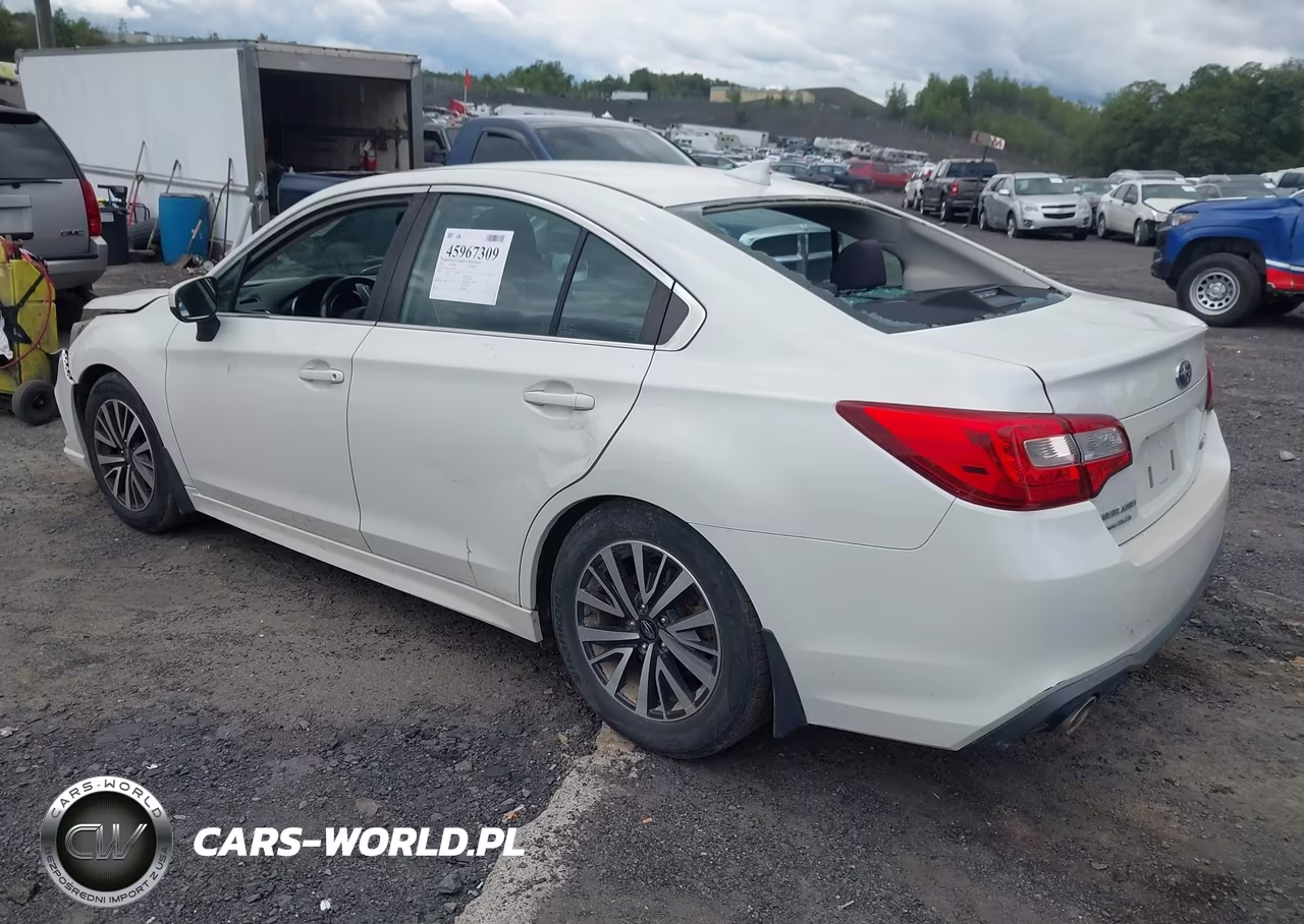 2018 Subaru Legacy 2.5I Premium VIN:4S3BNAC61J3035081 - 3