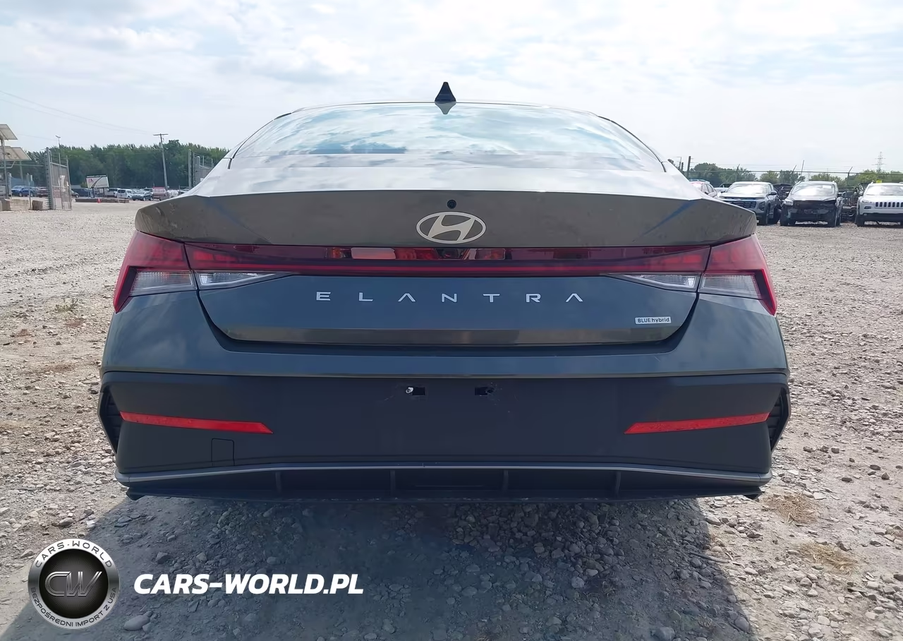 2026 Hyundai Elantra Hybrid Blue VIN:KMHLM4DJ6TU214981 - 17