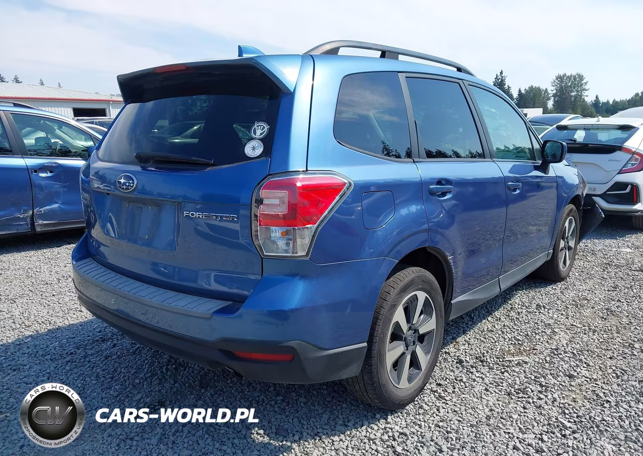 2018 Subaru Forester 2.5I Premium VIN:JF2SJAEC4JH402154 - 4