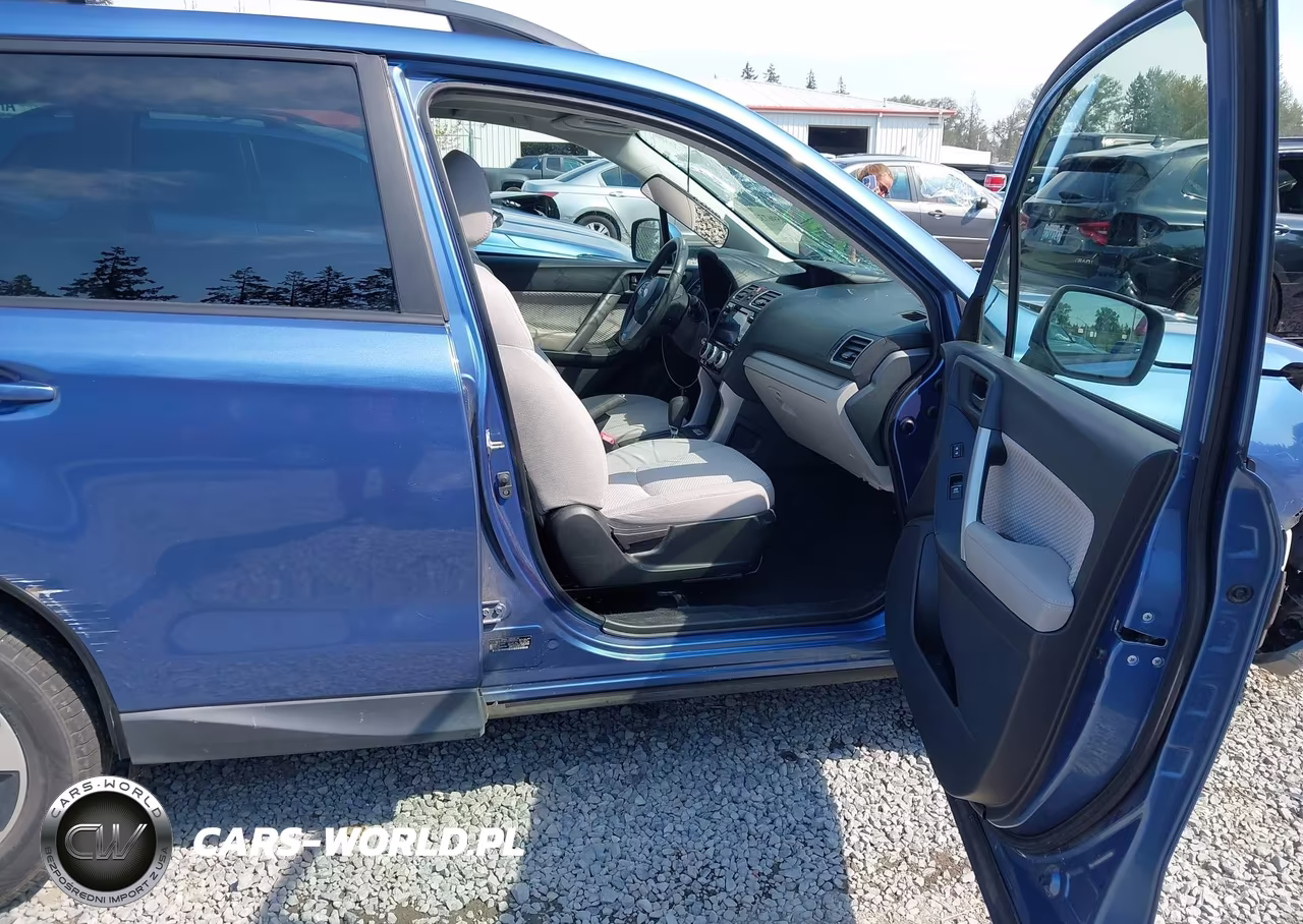 2018 Subaru Forester 2.5I Premium VIN:JF2SJAEC4JH402154 - 5