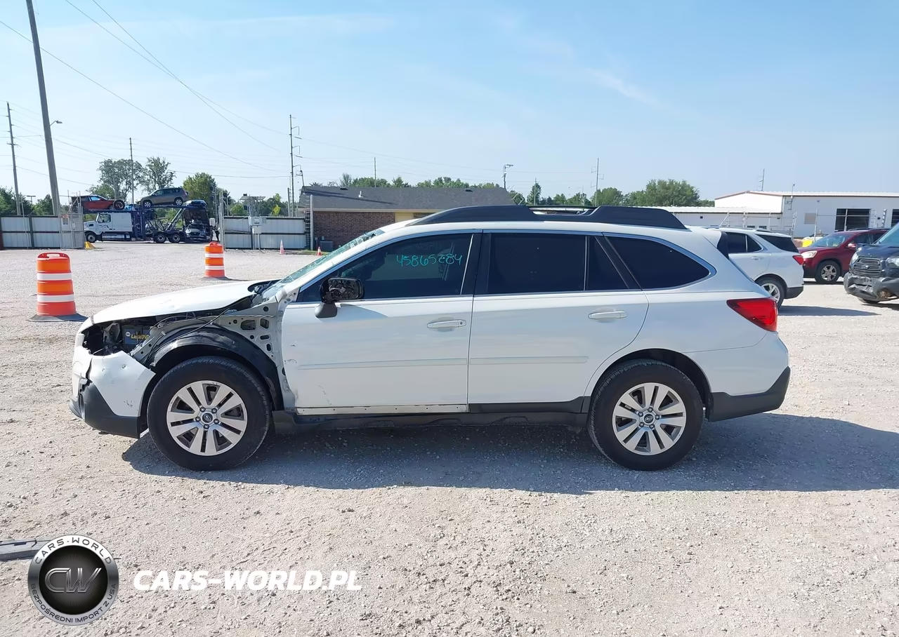 2019 Subaru Outback 2.5I Premium VIN:4S4BSAFC5K3276973 - 15