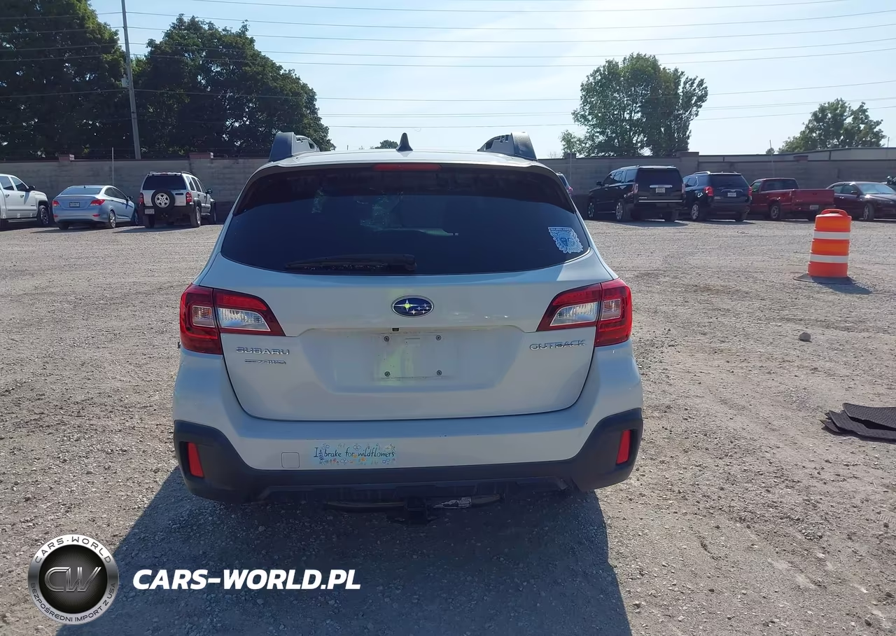 2019 Subaru Outback 2.5I Premium VIN:4S4BSAFC5K3276973 - 17