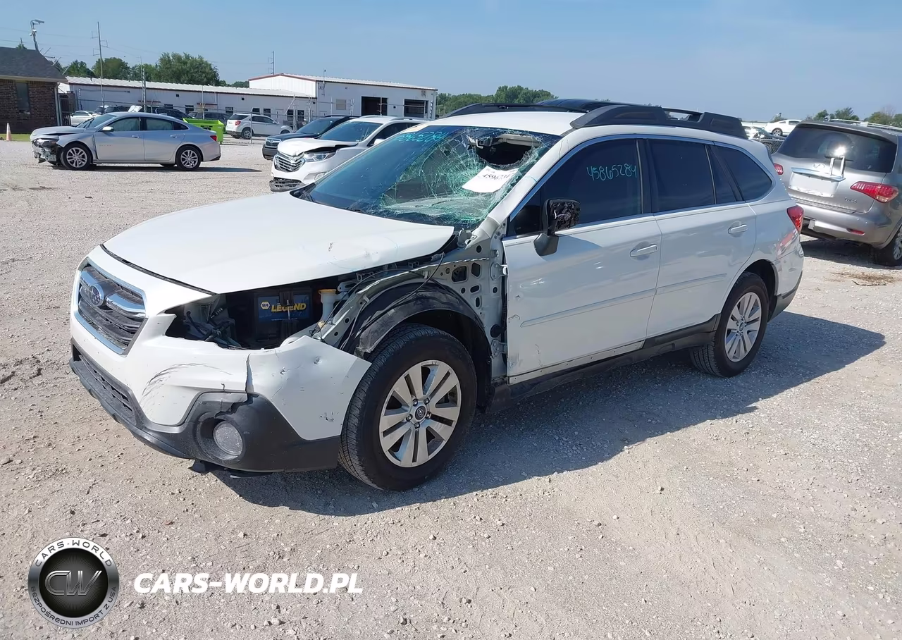 2019 Subaru Outback 2.5I Premium VIN:4S4BSAFC5K3276973 - 2