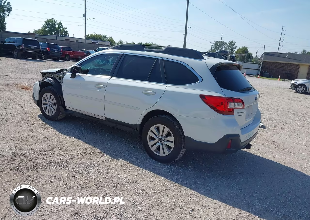2019 Subaru Outback 2.5I Premium VIN:4S4BSAFC5K3276973 - 3