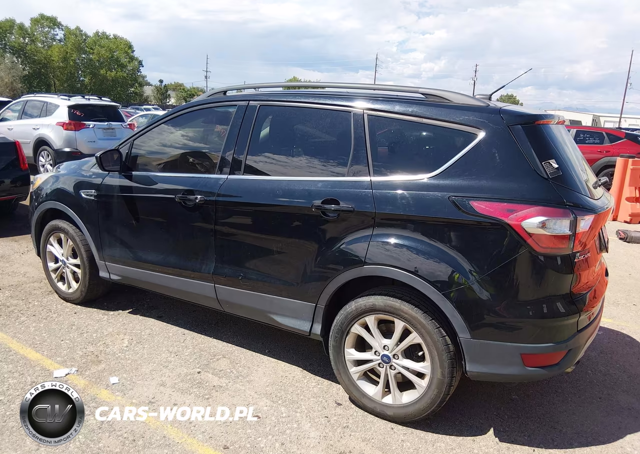 2018 Ford Escape Se VIN:1FMCU9GDXJUA78094 - 14