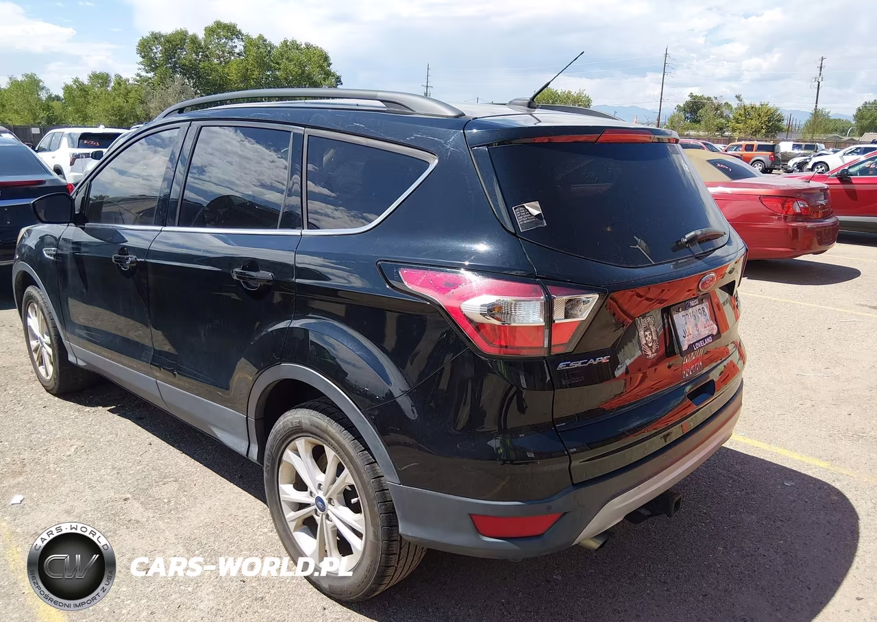 2018 Ford Escape Se VIN:1FMCU9GDXJUA78094 - 3