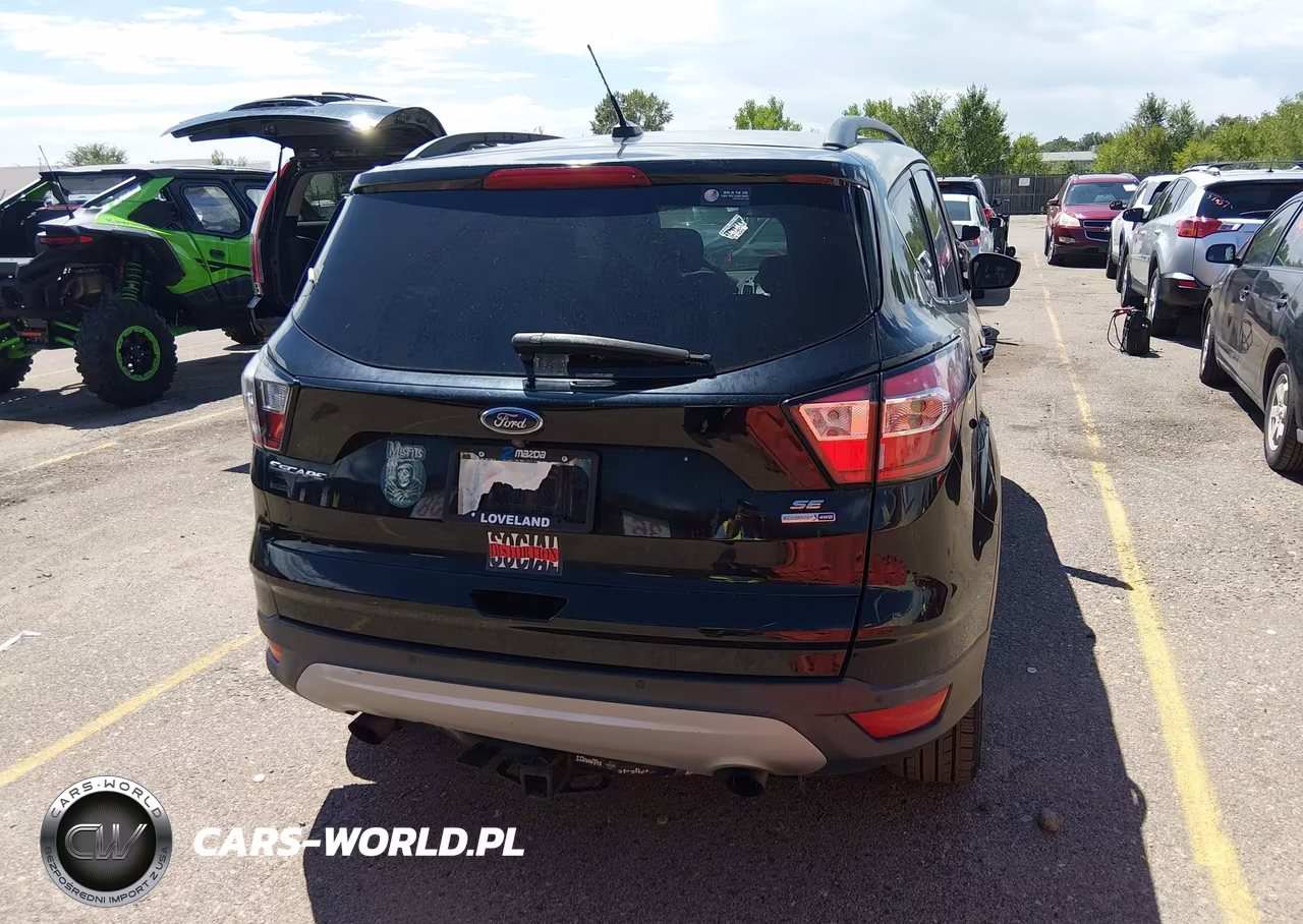 2018 Ford Escape Se VIN:1FMCU9GDXJUA78094 - 4