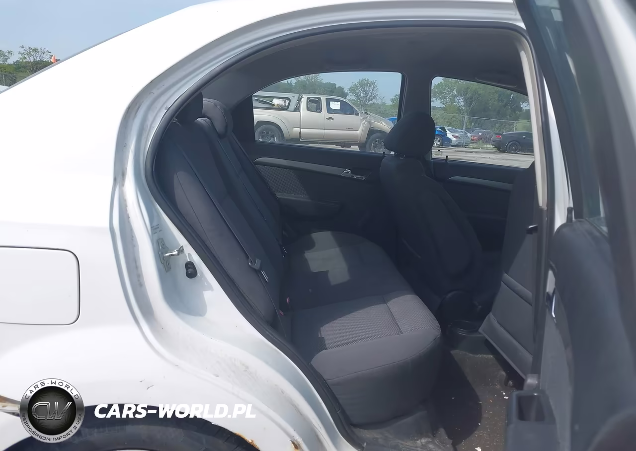 2008 Chevrolet Aveo Ls VIN:KL1TD56648B003906 - 8