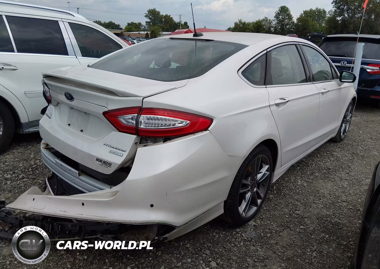 2015 Ford Fusion Titanium VIN:3FA6P0K96FR111703 - 4