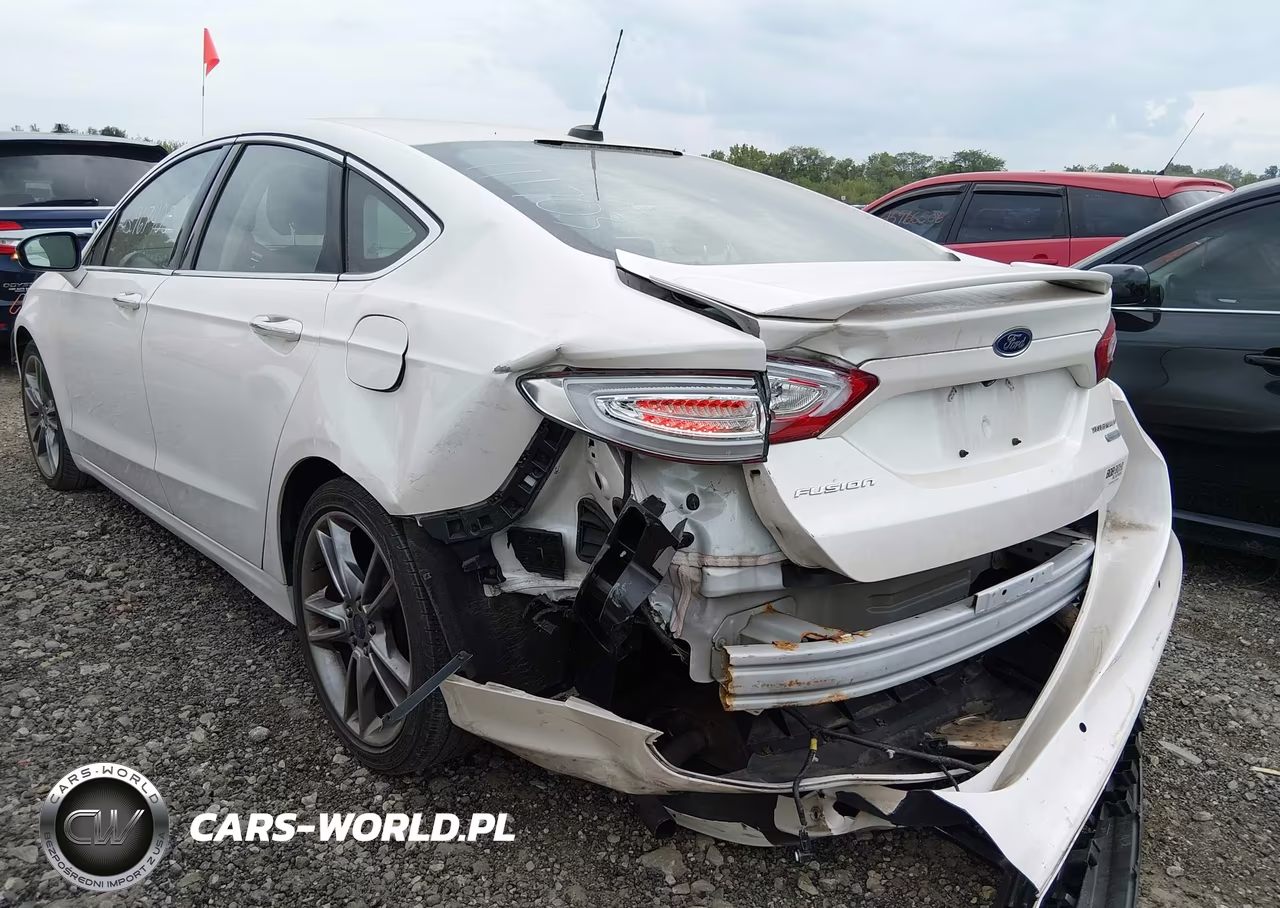 2015 Ford Fusion Titanium VIN:3FA6P0K96FR111703 - 6
