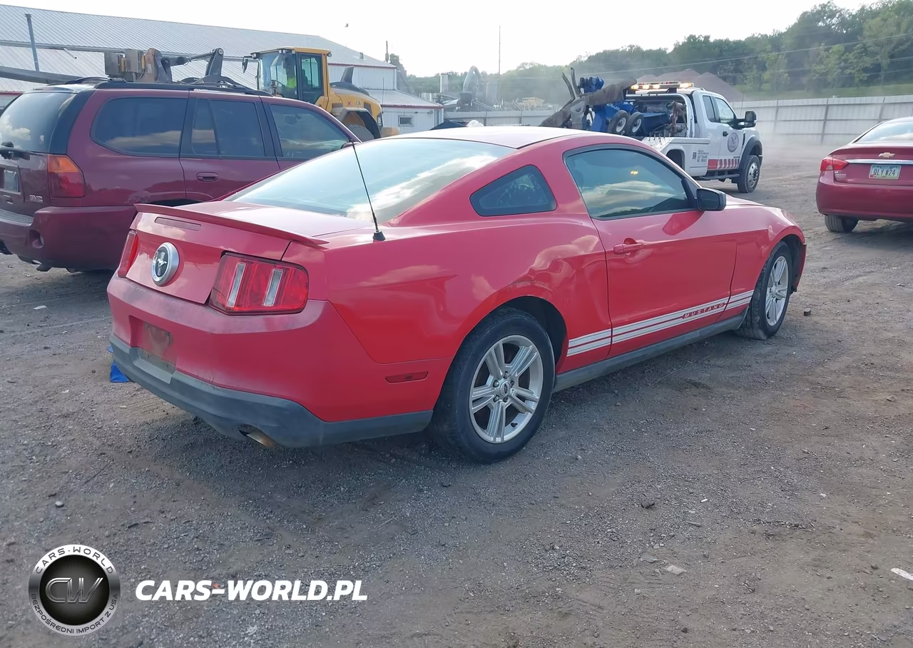 2010 Ford Mustang V6 VIN:1ZVBP8AN3A5127954 - 4