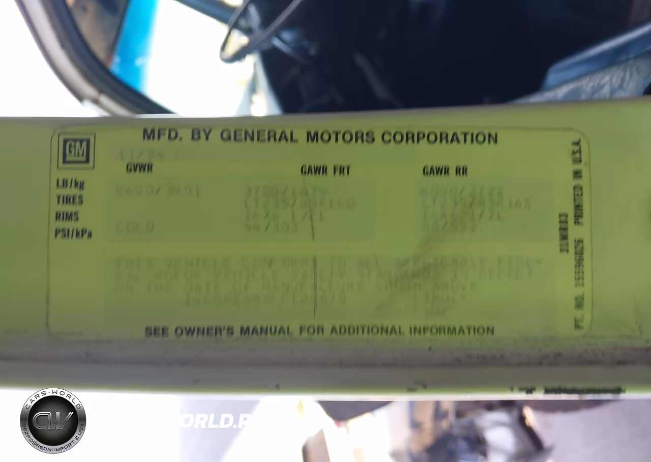 1985 Chevrolet Suburban K2 VIN:1GCGK26M8FF128670 - 9