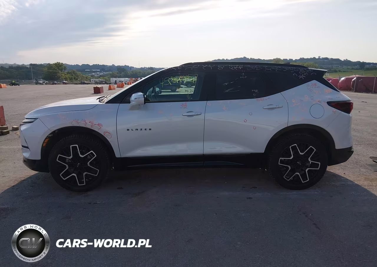 2023 Chevrolet Blazer Awd Rs VIN:3GNKBKRS8PS101137 - 14