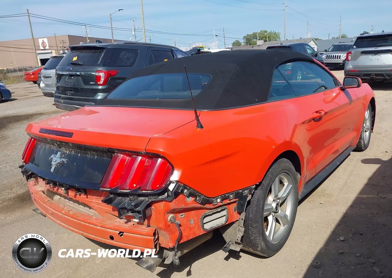 2016 Ford Mustang V6 VIN:1FATP8EM2G5251768 - 4