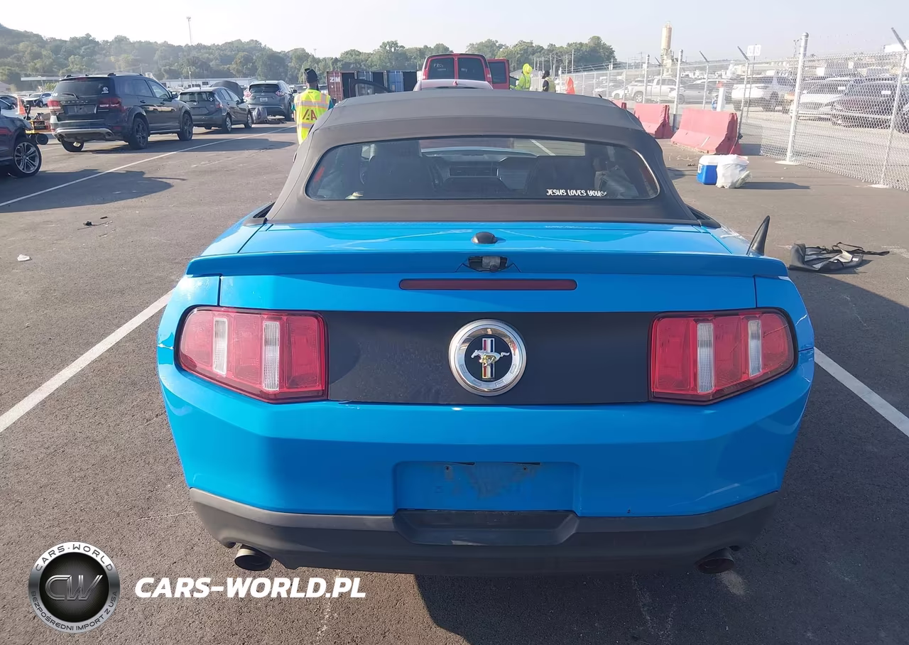 2011 Ford Mustang V6 Premium VIN:1ZVBP8EM4B5144782 - 15