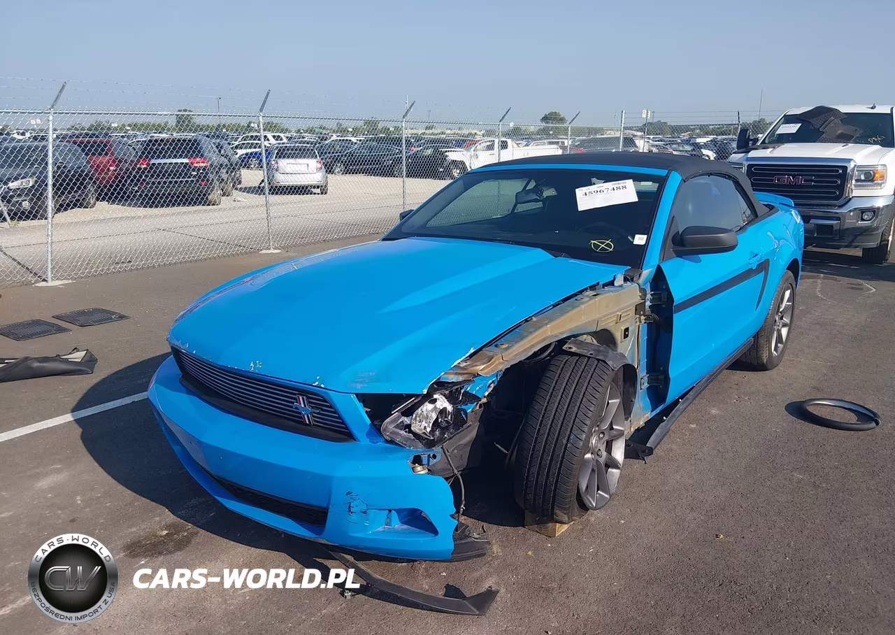 2011 Ford Mustang V6 Premium VIN:1ZVBP8EM4B5144782 - 4