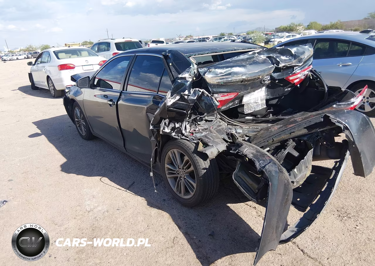 2015 Toyota Camry Se VIN:4T1BF1FK8FU492800 - 3