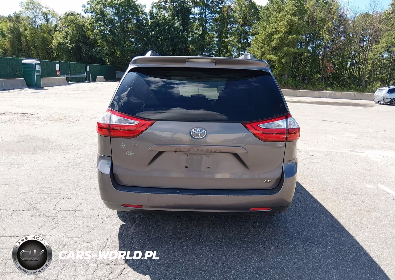 2017 Toyota Sienna Le 8 Passenger VIN:5TDKZ3DC4HS824628 - 16
