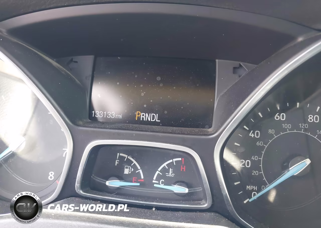 2015 Ford Focus Se VIN:1FADP3K21FL263687 - 7