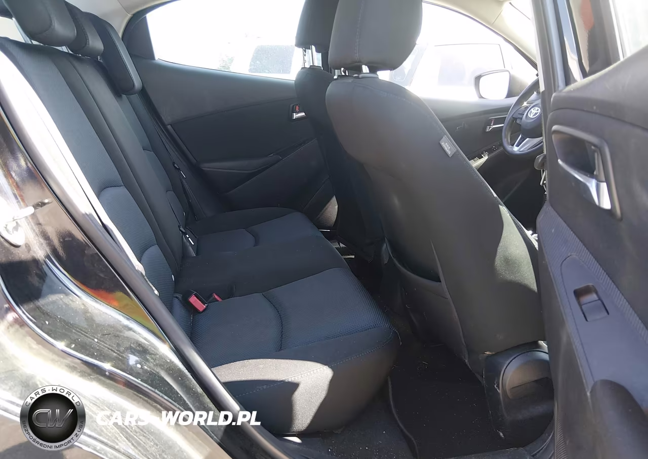 2017 Toyota Yaris Ia VIN:3MYDLBYV0HY158507 - 8
