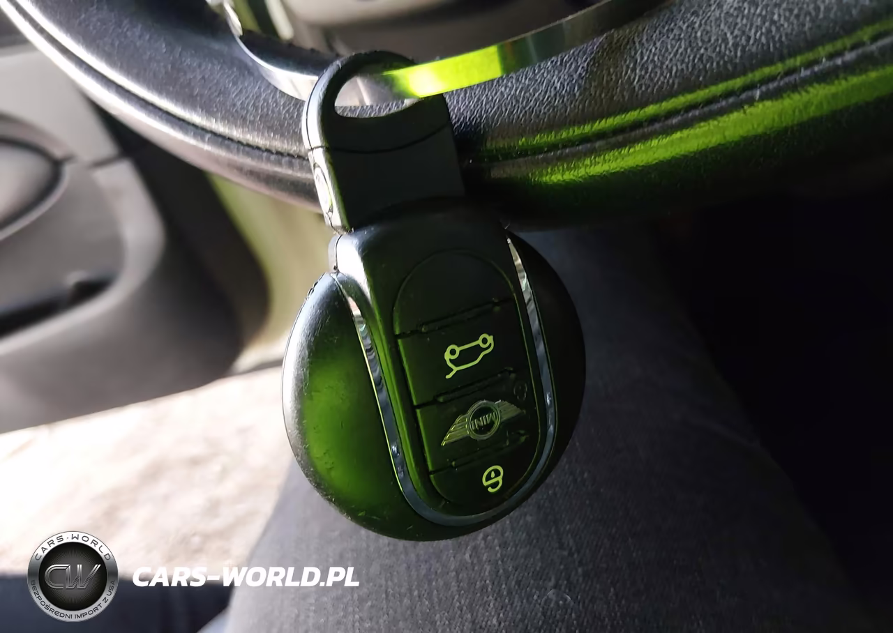 2016 Mini Clubman Cooper VIN:WMWLN5C56G2B28180 - 11