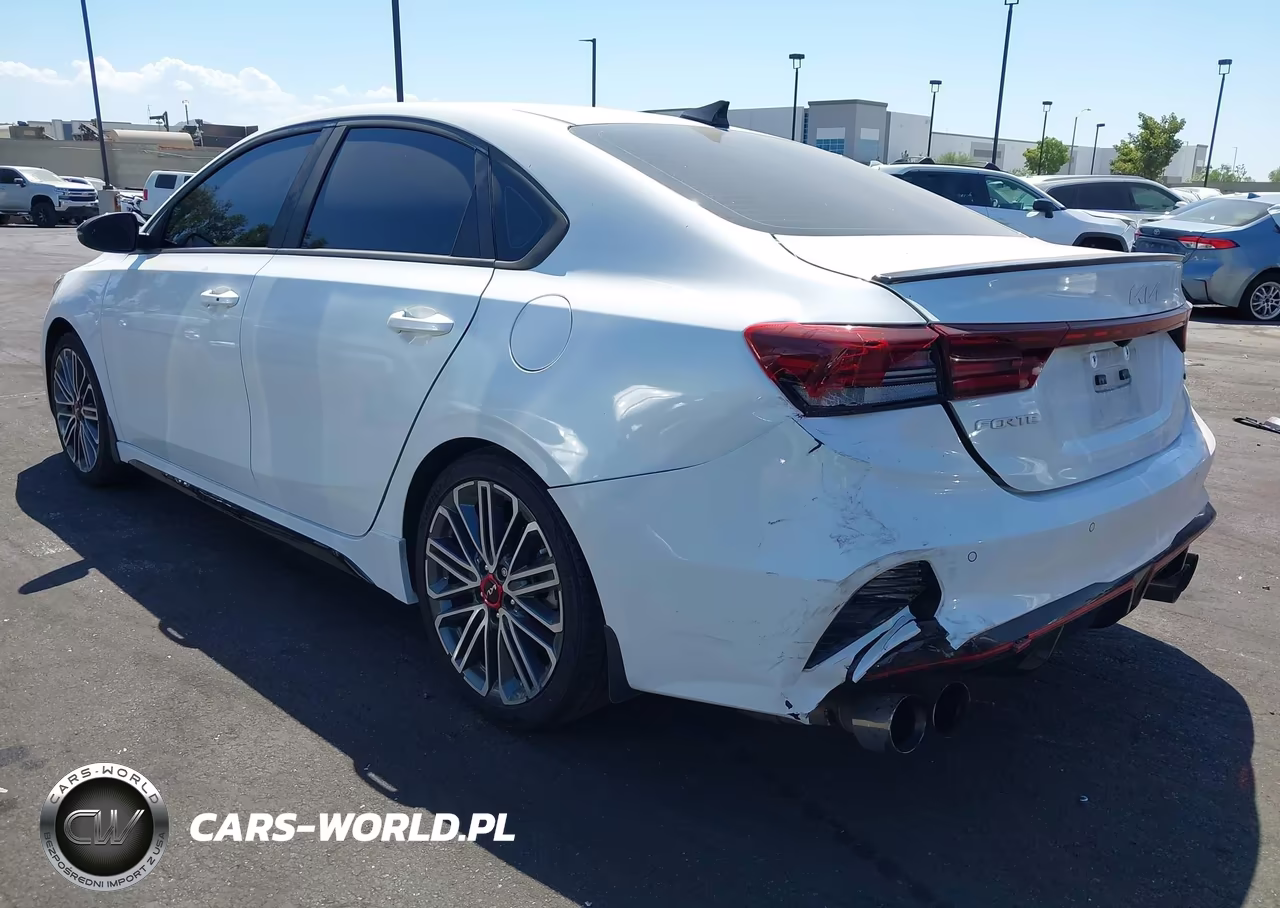 2024 Kia Forte Gt VIN:3KPF44AC0RE715329 - 3