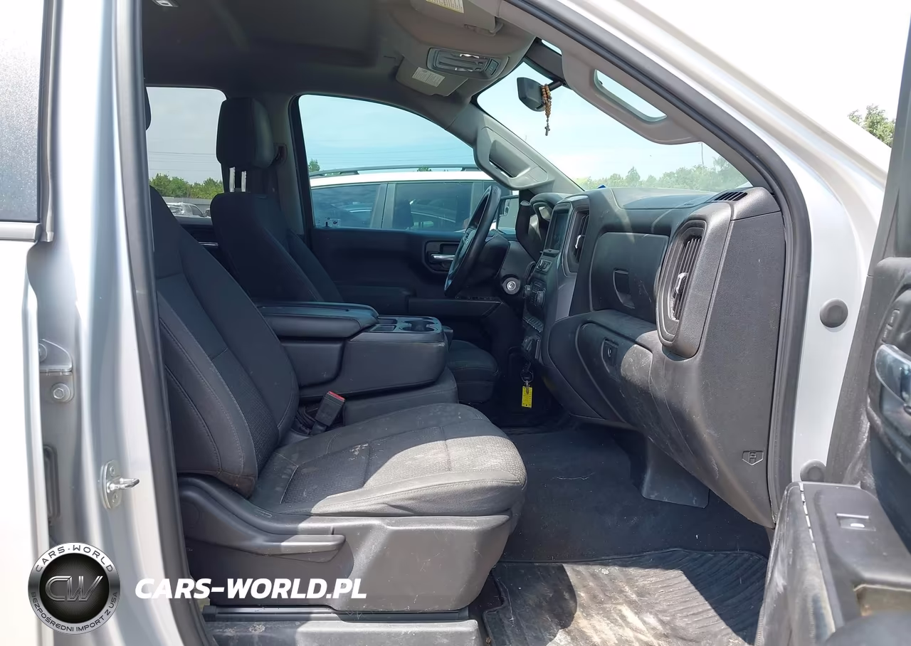 2020 Chevrolet Silverado 1500 2Wd Standard Bed Custom VIN:1GCRWBEK8LZ320369 - 5