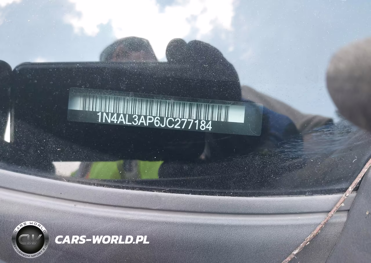 2018 Nissan Altima 2.5 S VIN:1N4AL3AP6JC277184 - 18
