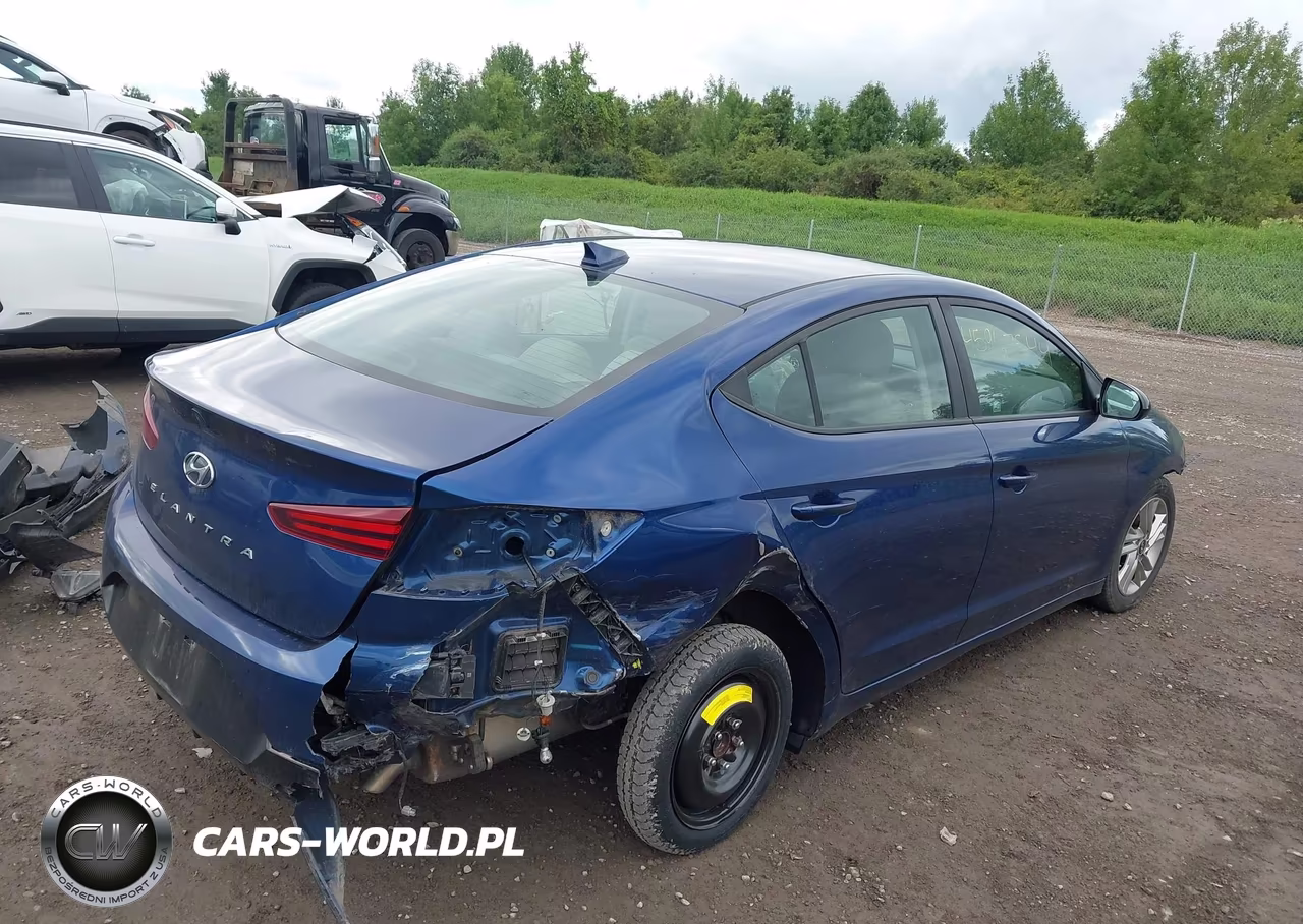 2020 Hyundai Elantra Sel VIN:5NPD84LF6LH507073 - 4