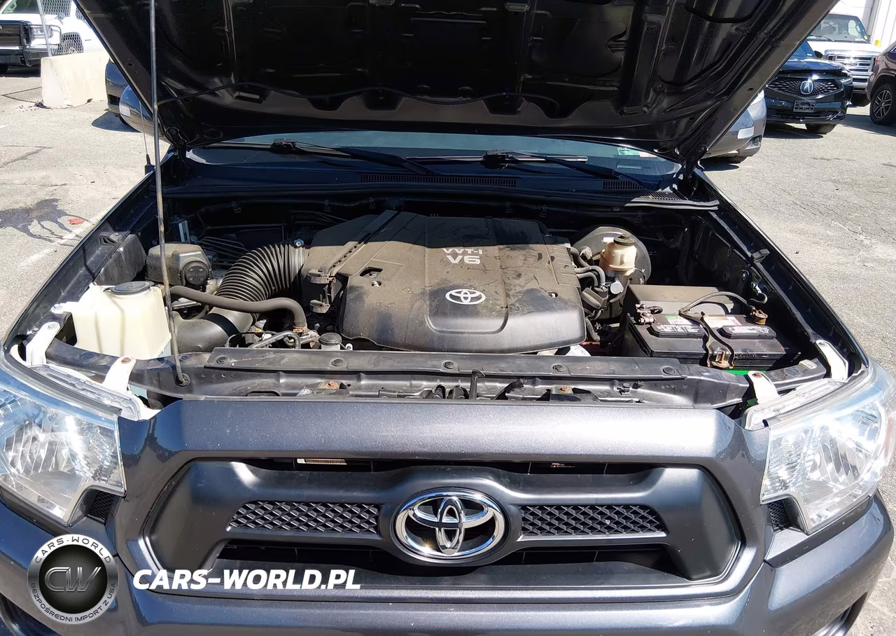 2014 Toyota Tacoma Base V6 VIN:3TMLU4EN2EM157840 - 10