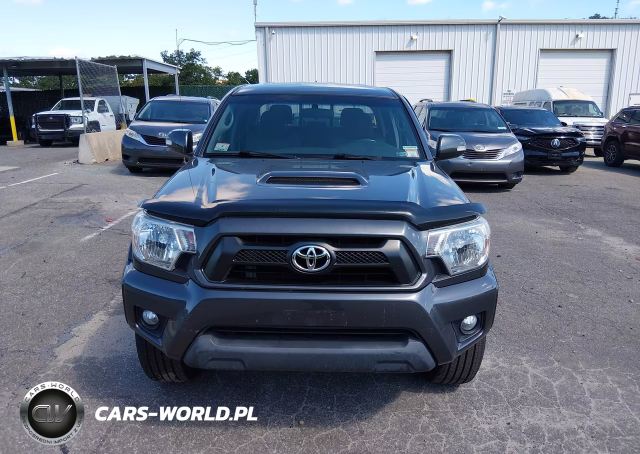 2014 Toyota Tacoma Base V6 VIN:3TMLU4EN2EM157840 - 12