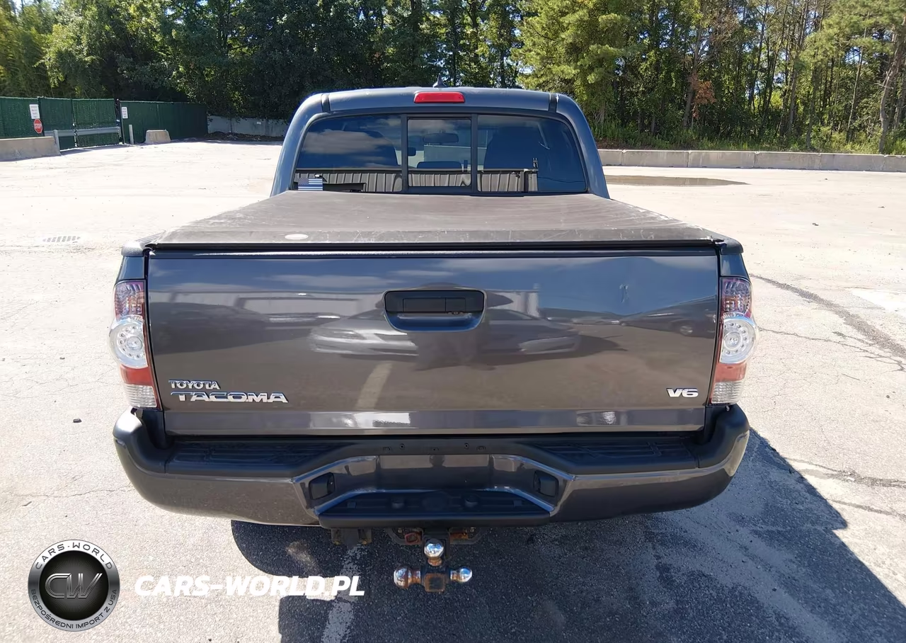 2014 Toyota Tacoma Base V6 VIN:3TMLU4EN2EM157840 - 16