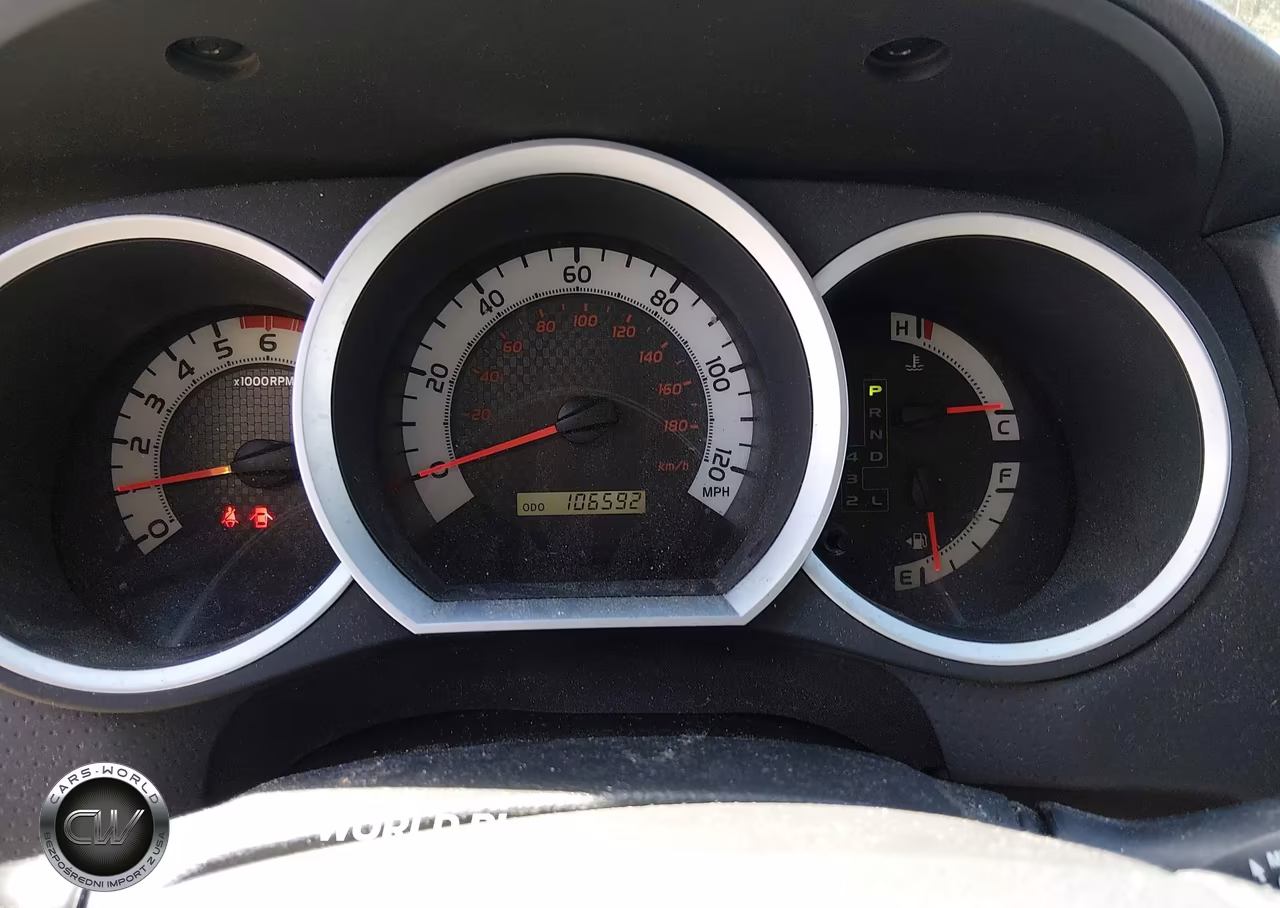 2014 Toyota Tacoma Base V6 VIN:3TMLU4EN2EM157840 - 7