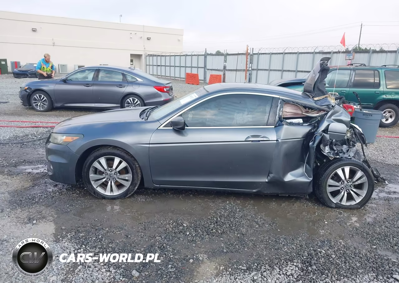 2011 Honda Accord 2.4 Ex VIN:1HGCS1B70BA007570 - 14