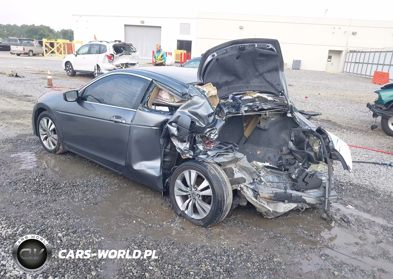 2011 Honda Accord 2.4 Ex VIN:1HGCS1B70BA007570 - 3