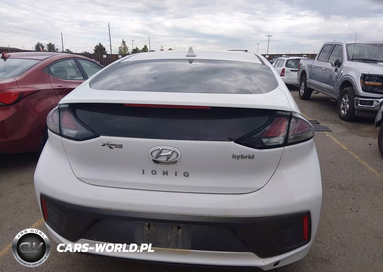 2020 Hyundai Ioniq Hybrid Sel VIN:KMHC85LC5LU211874 - 16