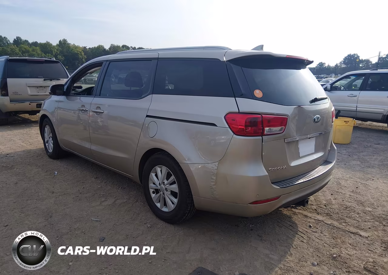 2017 Kia Sedona Lx VIN:KNDMB5C1XH6235947 - 3