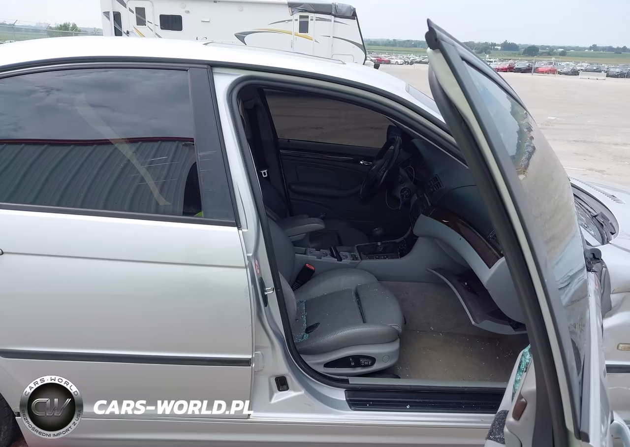 2001 BMW 325I VIN:WBAAN374X1NE55040 - 5
