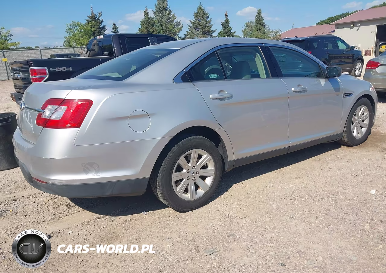 2011 Ford Taurus Se VIN:1FAHP2DW7BG147859 - 4
