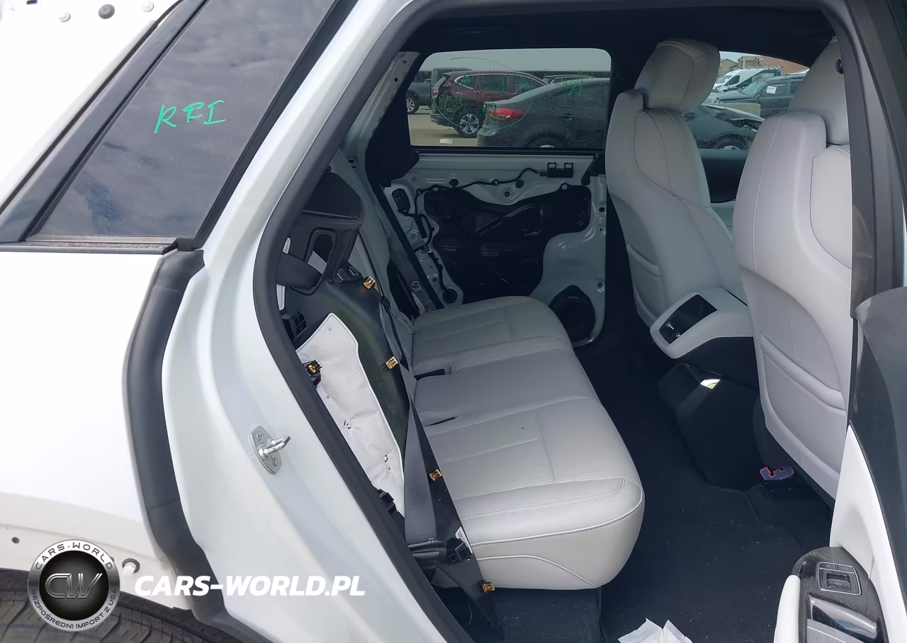 2025 Cadillac Lyriq Luxury 1 Rwd VIN:1GYKPNRK3SZ309086 - 8