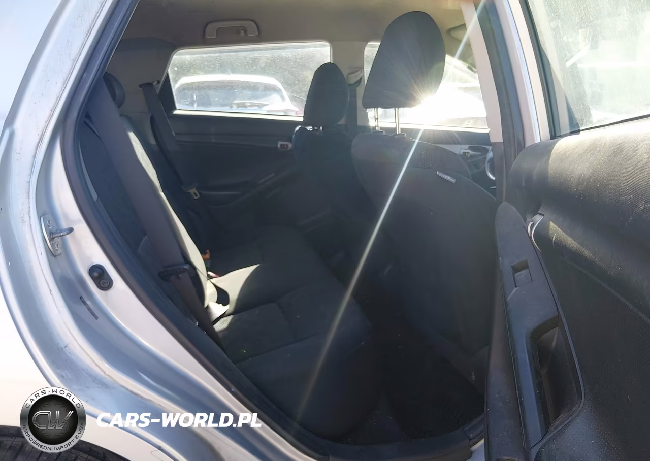 2010 Toyota Matrix VIN:2T1KU4EE0AC252637 - 8