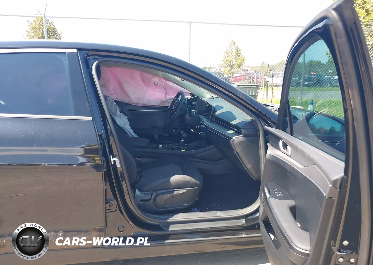 2025 Kia K5 Lxs VIN:KNAG24J73S5289986 - 5