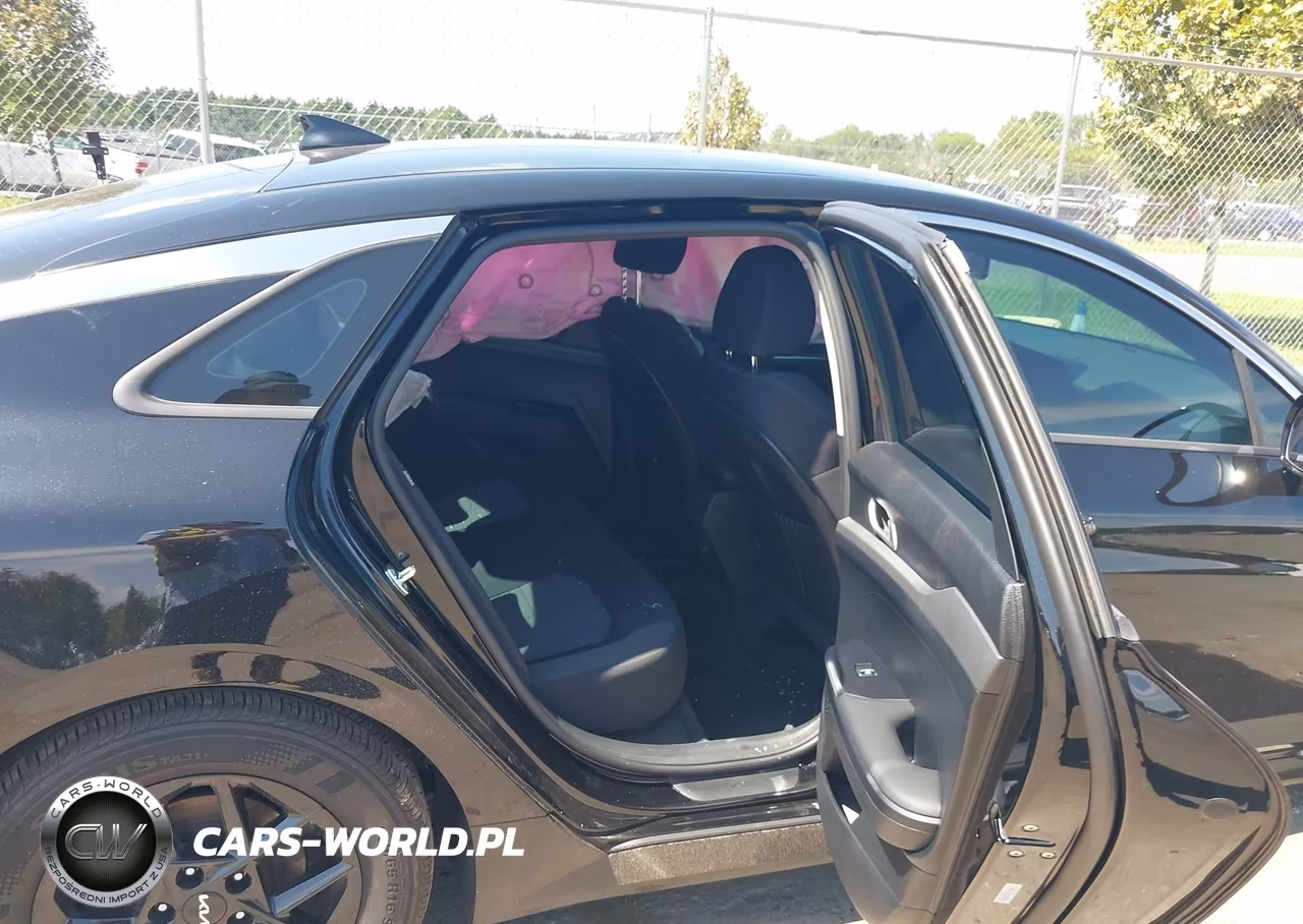 2025 Kia K5 Lxs VIN:KNAG24J73S5289986 - 8