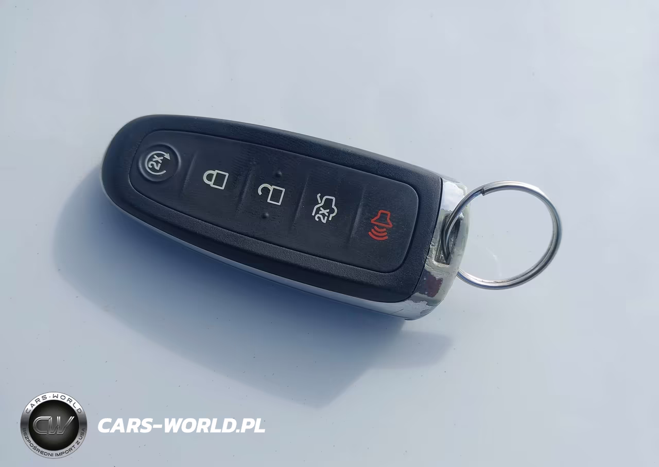 2016 Ford C-Max Hybrid Sel VIN:1FADP5BU3GL102224 - 11