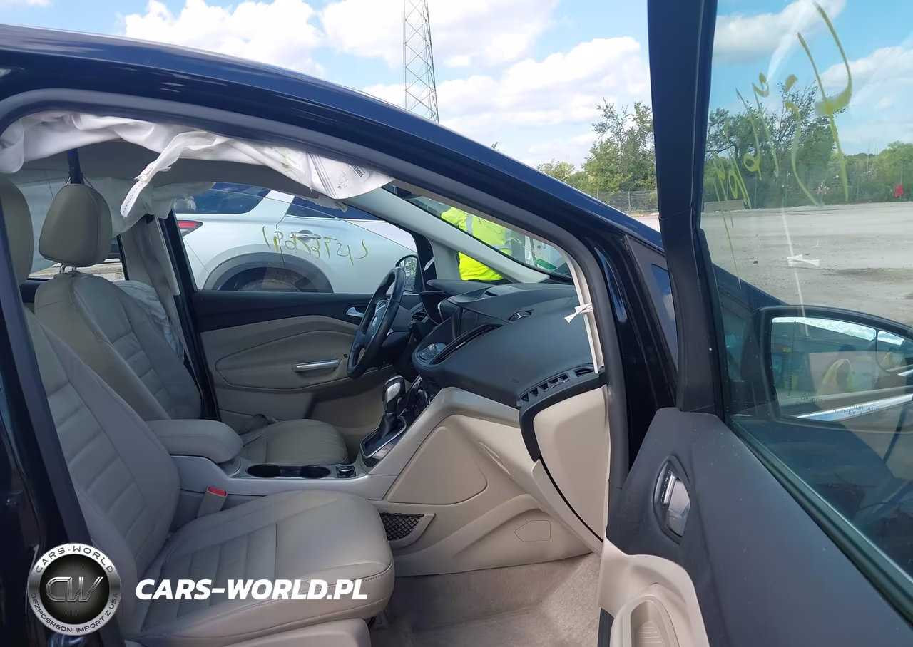 2016 Ford C-Max Hybrid Sel VIN:1FADP5BU3GL102224 - 5