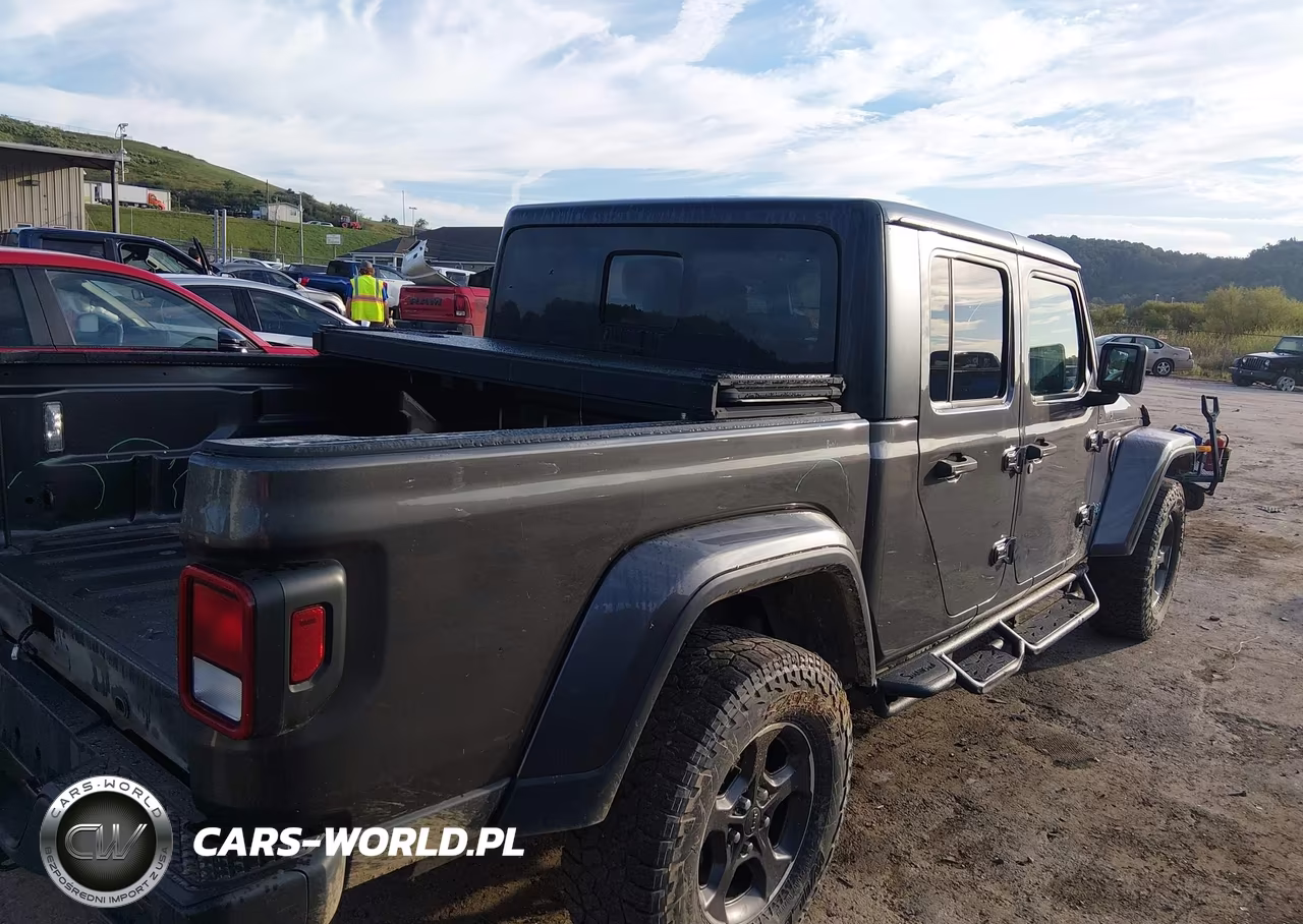 2022 Jeep Gladiator Sport S 4X4 VIN:1C6JJTAM2NL153819 - 4