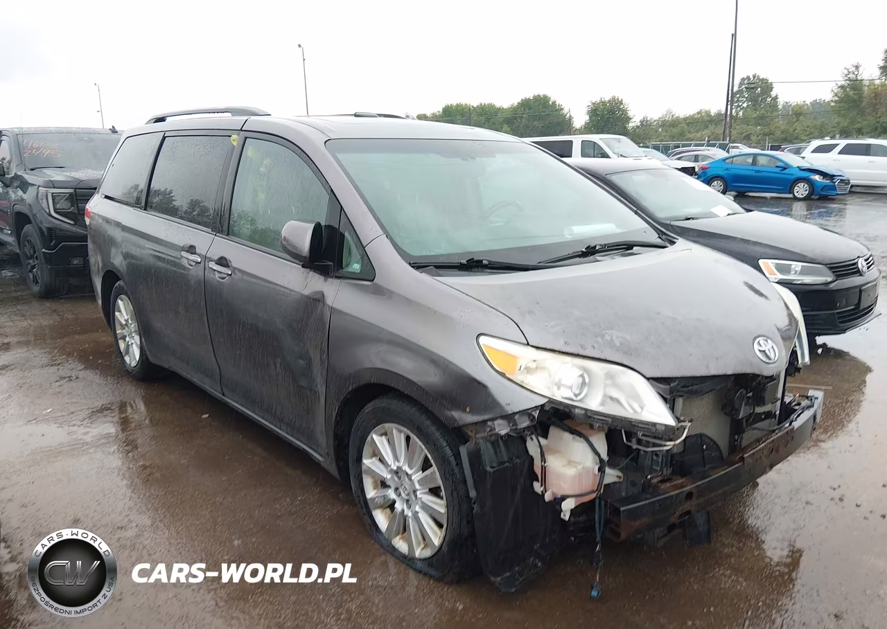 2011 Toyota Sienna Limited V6 – zdjęcie 1 z 16