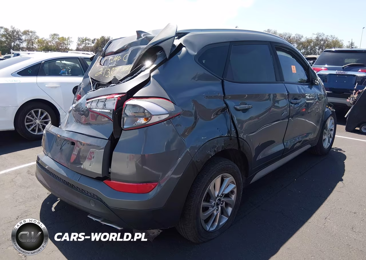 2018 Hyundai Tucson Sel VIN:KM8J33A40JU672161 - 4